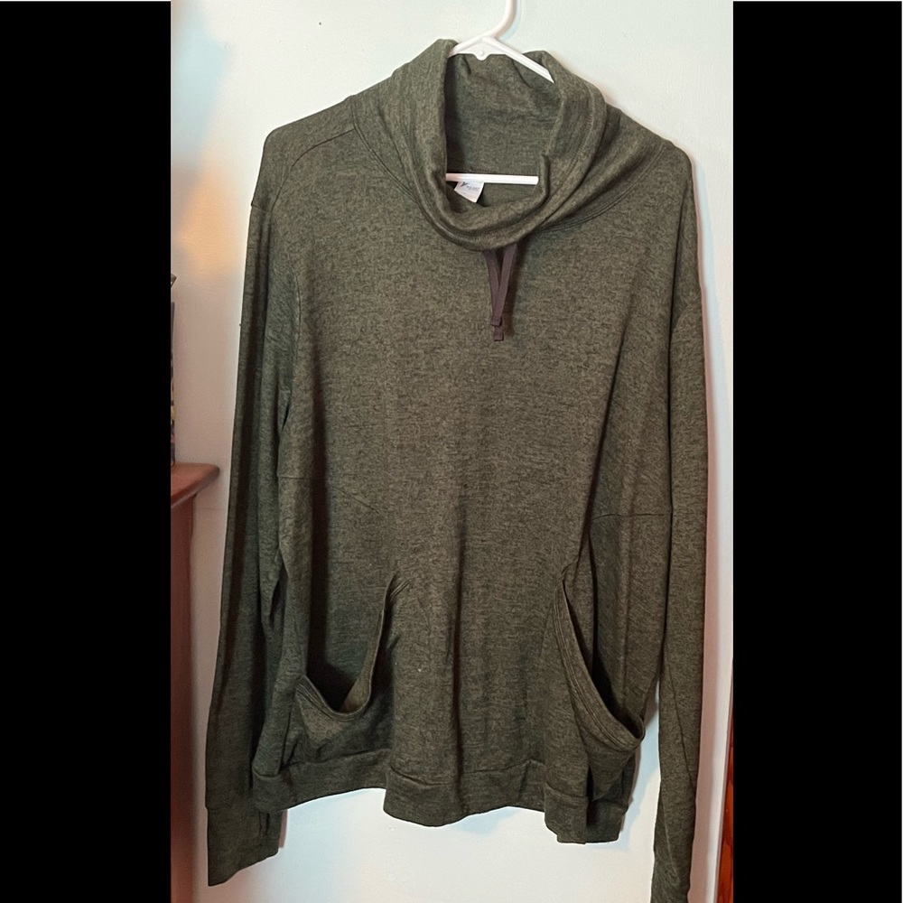 Old Navy pullover.